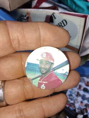 Vintage MLB Ozzie Smith Pinback New Old Stock 1980s
